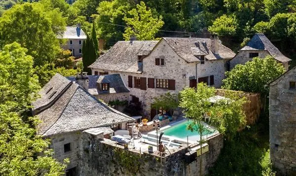 La Maison De Mon Pere Le Nayrac 别墅